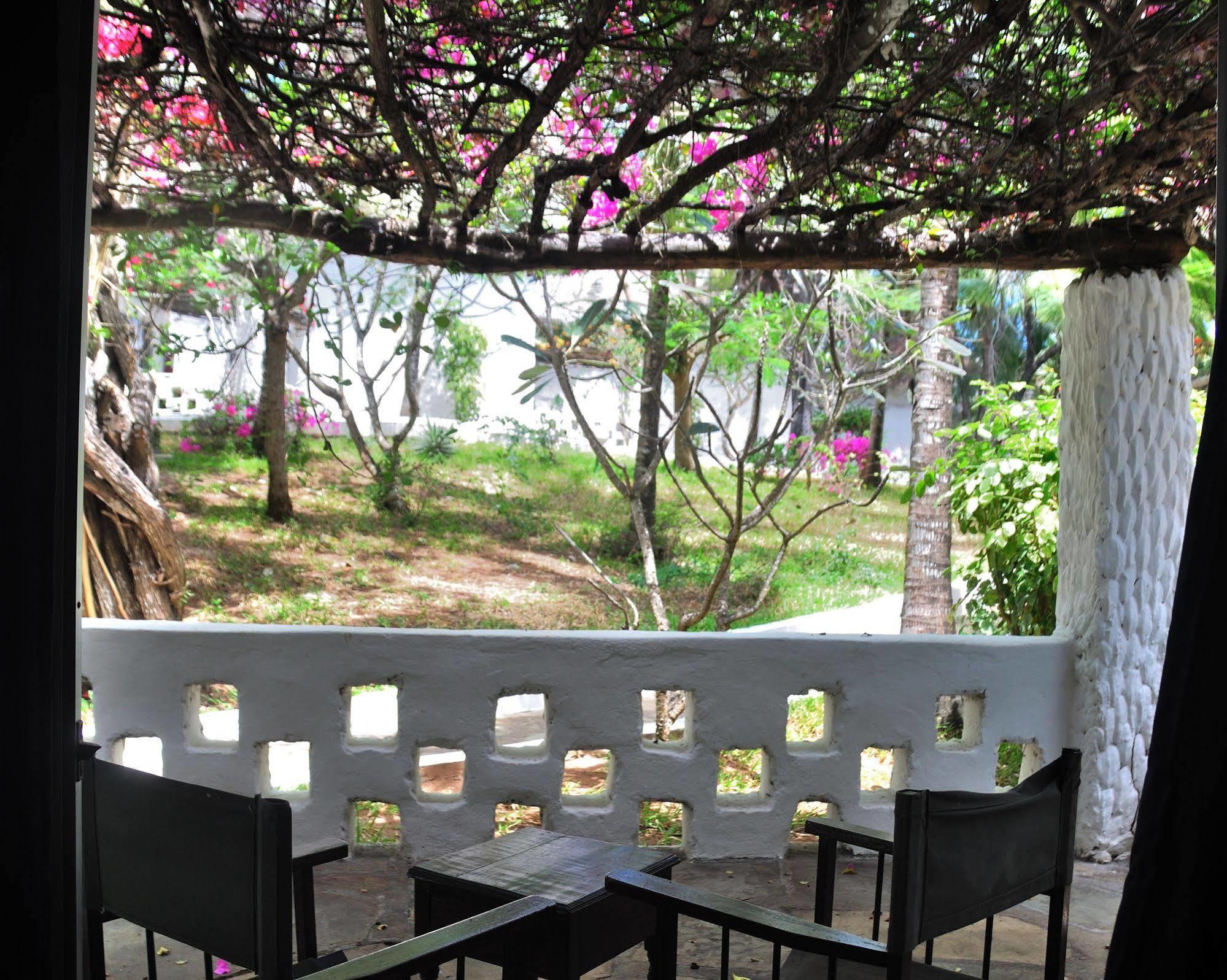 Barracuda Inn Resort Watamu Zewnętrze zdjęcie